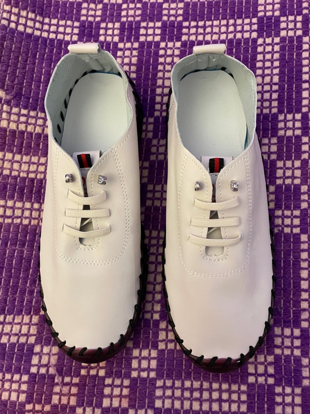 Oy Women’s White Faux Lace-Style Shoes